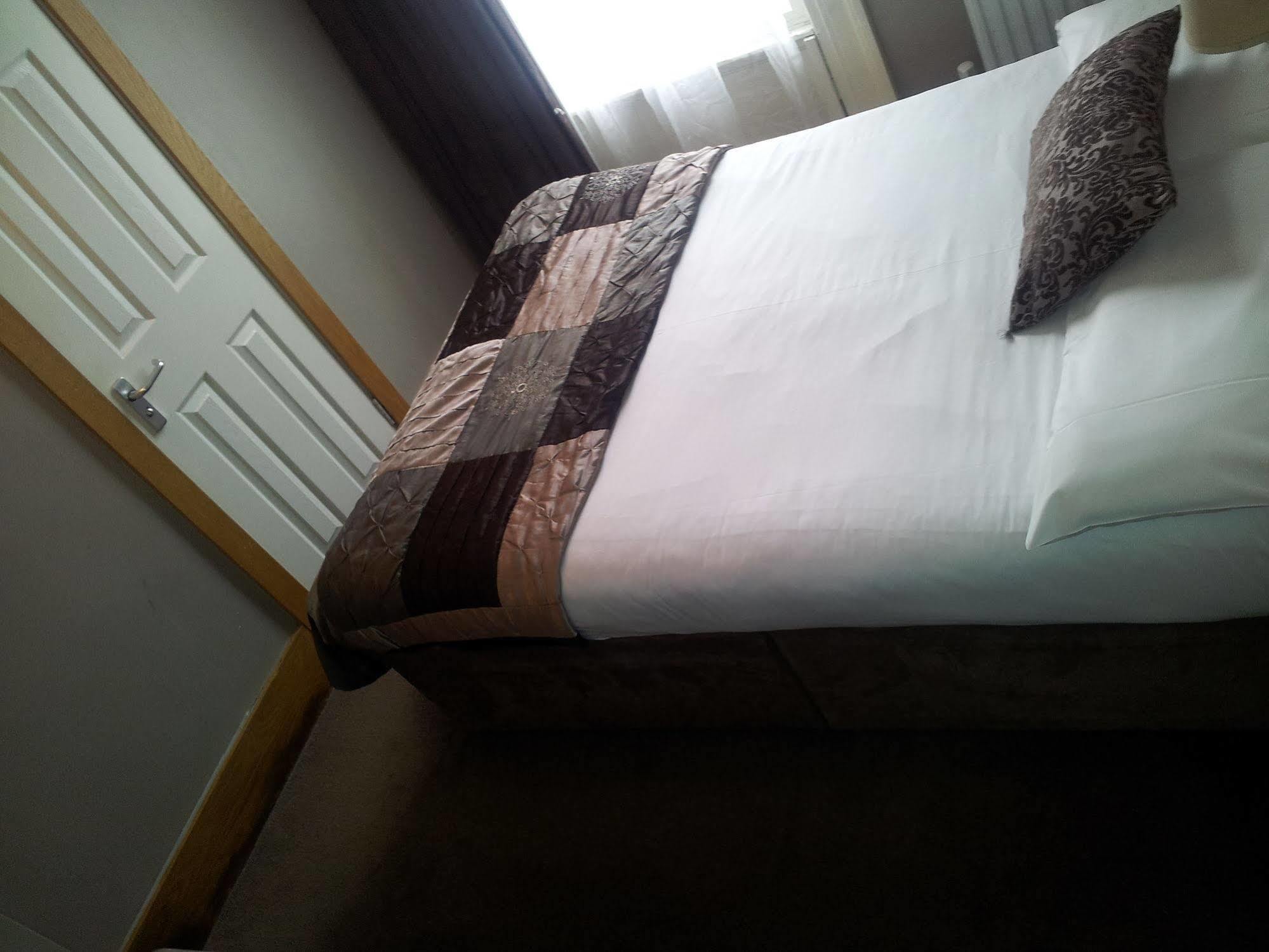 Leeson Inn Downtown Dublin Extérieur photo
